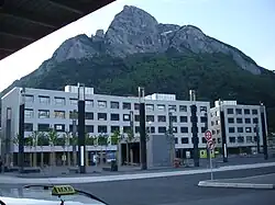 Stationsplein met busstation