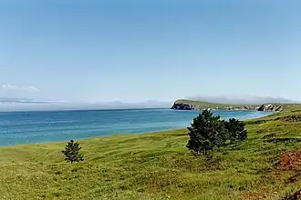 Het Baikalmeer in de zomer.