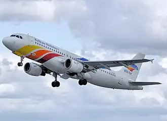 Een Airbus A320-200 van BH Air