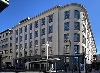 Voormalig hoofdkantoor van de bank in Brussel van 1954 tot 1960