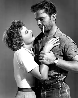 Barbara Stanwyck en Ralph Meeker in Jeopardy
