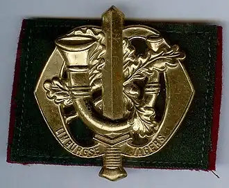 Baretembleem van het Regiment Limburgse Jagers