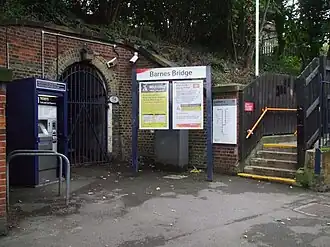 Station Barnes Bridge