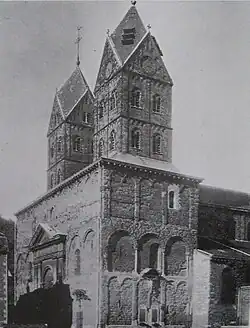 Westwerk zonder bepleistering (ca. 1900)