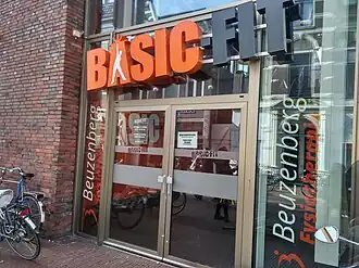 Ingang van de Basic-Fit in Groningen