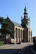 Kerk vanuit het westen