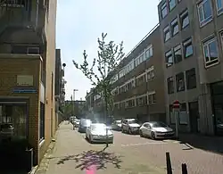 Westzijde met verzamelgebouw 'de Batavier'