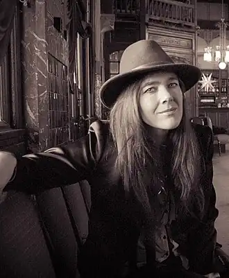 Beatrice van der Poel