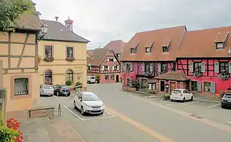 Centrum, links gemeentehuis