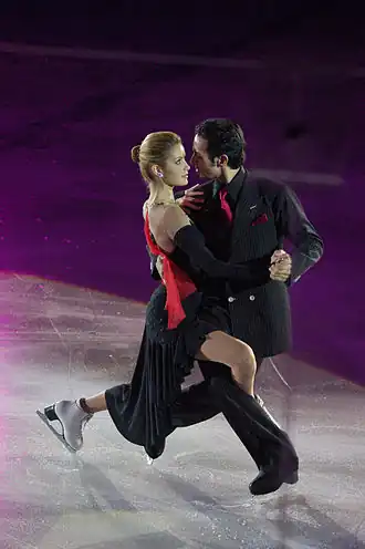 Belbin met haar schaatspartner Benjamin Agosto (2006)