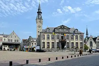 Grote Markt en stadhuis