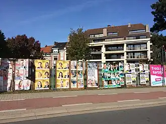 Reclameborden voor de lokale verkiezingen van 2018 in Kortrijk