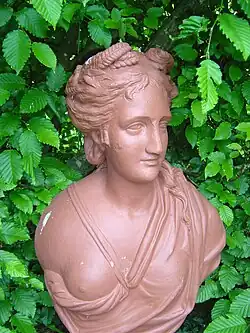 Deze terracotta vruchtbaarheidsgodin herinnert aan Freya, tweelingzuster van Freyr