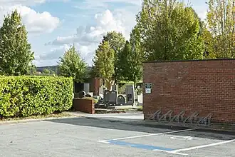 Toegang tot de begraafplaats