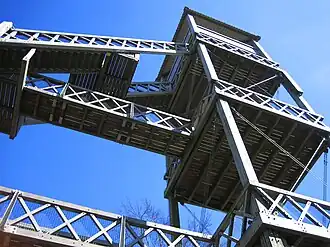 De uitzichtstoren Belvédère op de Côte d'Auclin