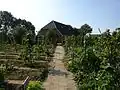 Veldschuur met moestuinen