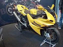 Oud merk in een nieuw jasje: de Benelli-fabriek werd in 1972 verkocht, maar kwam in 1999 terug met deze Tornado 900 Tre Novecento