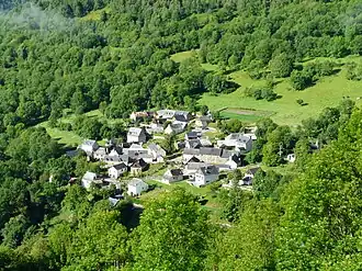 Gezicht op Benque-Dessous-et-Dessus