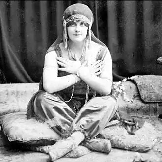 De Vries in de opera De Roos van Stamboul (1920)