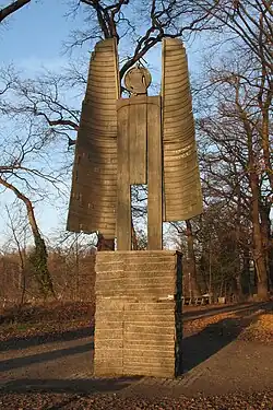 Hommage aan Hannah Höch