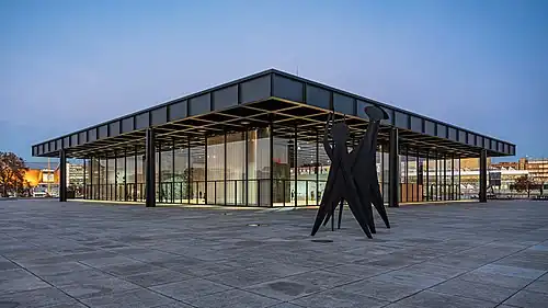 Achterzijde Neue Nationalgalerie