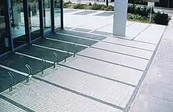 Bestrating Bankgebouw (1998)