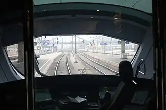 Bestuurderscabine in de ICE 3