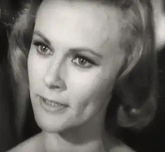 Leslie in A Rage to Live (1965)