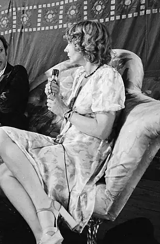 Betty van Garrel, 1975