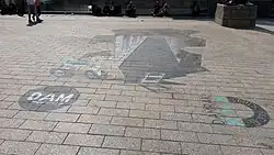 Muurschildering op de grond (augustus 2018)