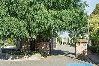 Toegang tot de begraafplaats