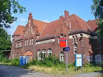 Het stationsgebouw