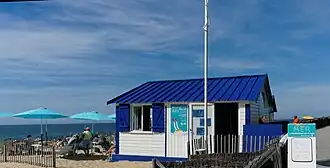 Bibliotheek op de Plage des Corsaires