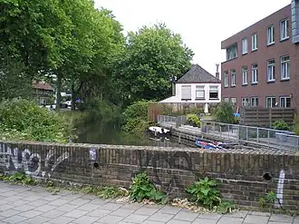Biltsche Grift gezien vanaf de Kapelburg met links de Alexander Numankade en wat verderop rechts de Griftkade te Utrecht.