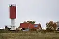 Observatiepost voor vogels. De toren is de voormalige lage vuurtoren