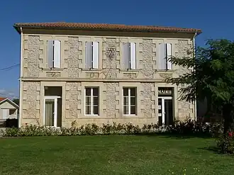 Gemeentehuis (in Blaignan)