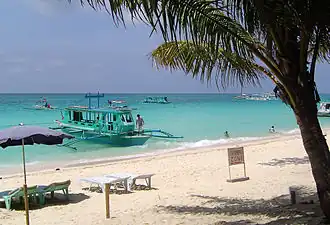White Beach op Boracay