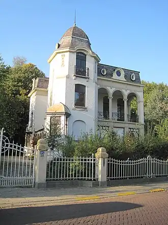 Les Clématites in 2016