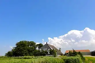 Gelijknamige boerderij in de buurtschap