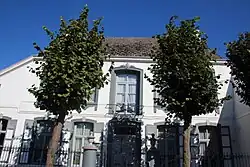 Boerenburgerhuis op het Sint-Hubertusplein