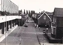 Julianastraat, links kantine van Boele