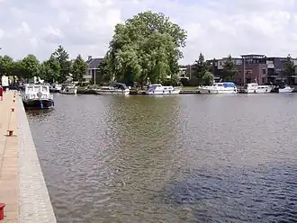 Het Kruiswater langs de Stoombootkade (2008)