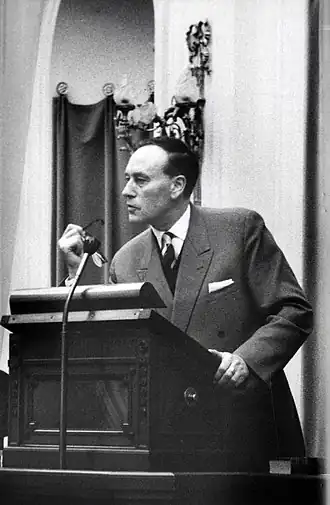 Bommer tijdens een interpellatie in 1960