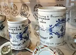 Jampotjes van de Société Céramique voor de exportmarkt, ca. 1900