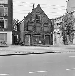 Het 'Boomschorshuisje' tegenover het Vondelpark; 1996.