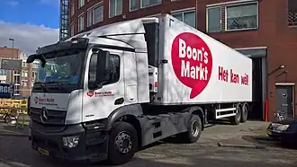 Vrachtwagen van Boon's Markt.
