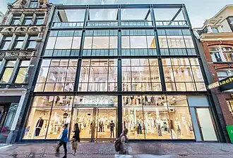 Bershka-winkel in Amsterdam.