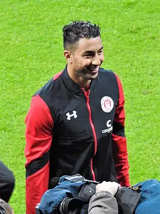 Bouhaddouz in 2017 als speler van FC St. Pauli