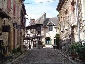 Maison Sévigné, Rue de l'Horloge