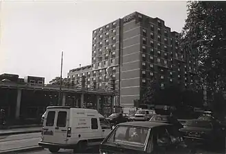 Het Marriott hotel op de Stadhouderskade en het in aanbouw zijnde Byzantium, ergens tussen 1989 en 1991.